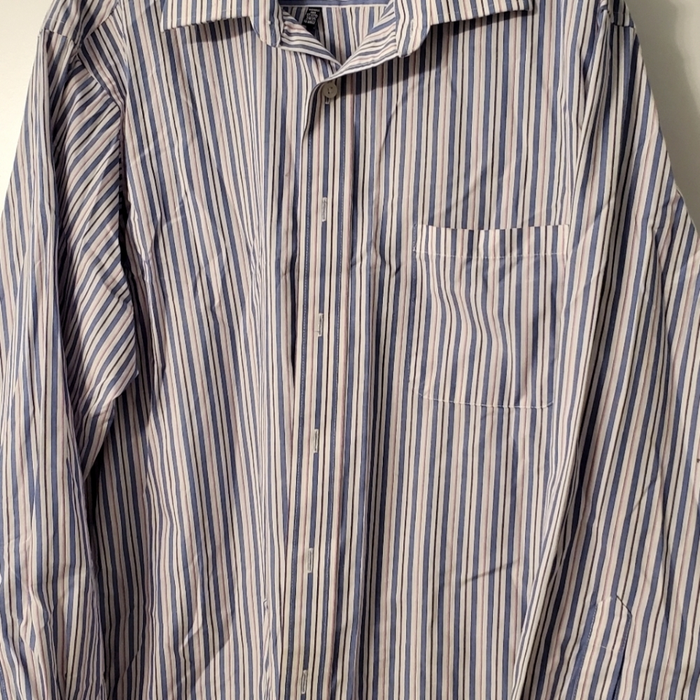 Chaps Men's dress shirt
